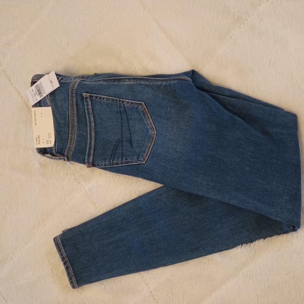 NWT American Eagle denim jeggings size 00 regular.